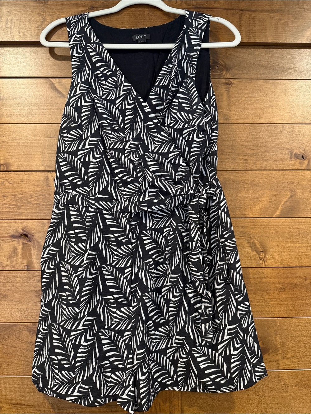 LOFT Black & White Leaf-Print Faux Wrap Romper